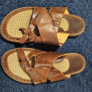 Born brown sandal slides with toe loop, Women size 10, euro 41
